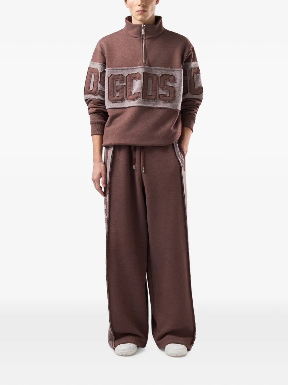 GCDS logo-appliqué half-zip sweatshirt Bruin