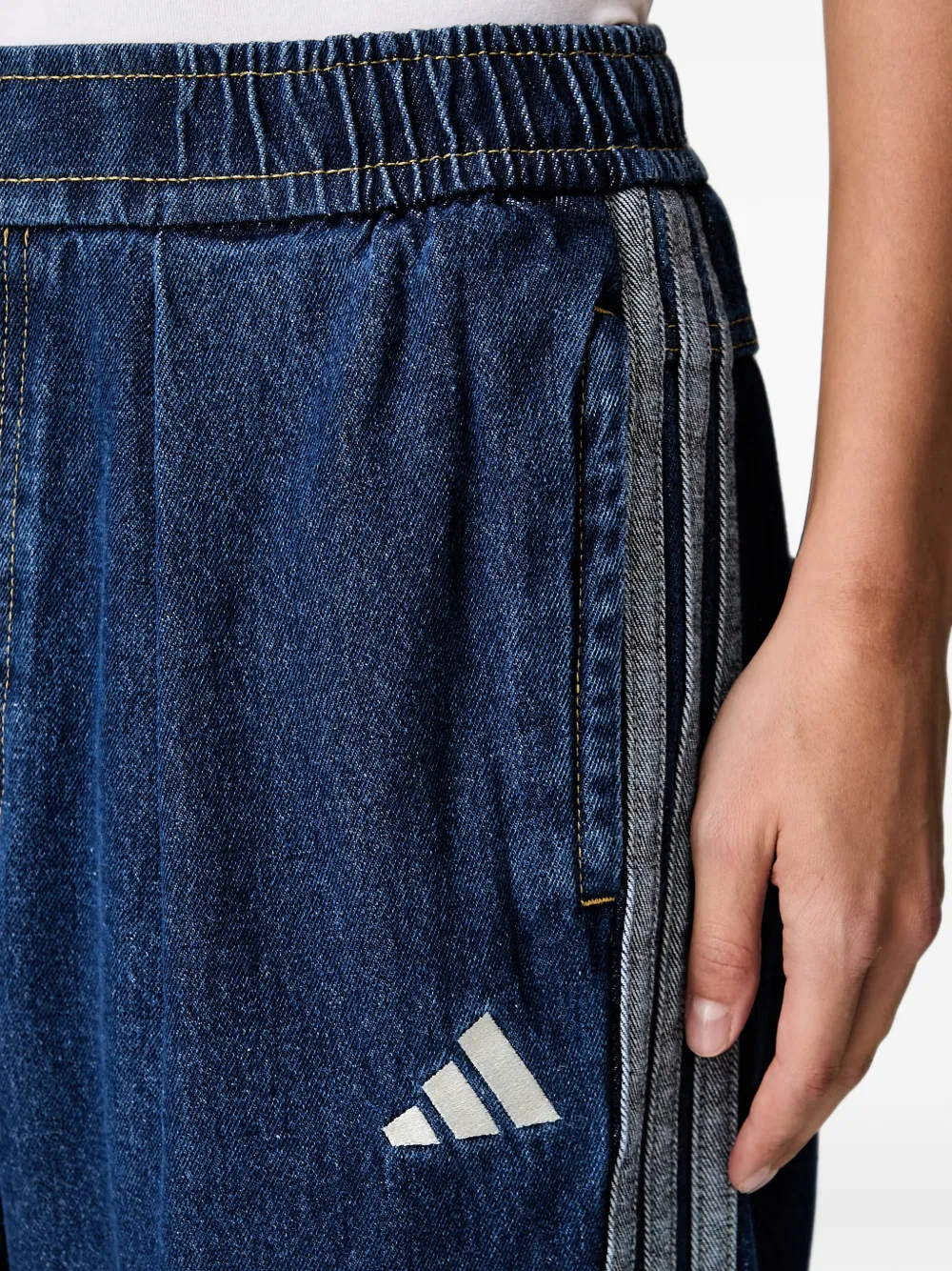 adidas Stadium Washed side-stripe loose fit pants Blauw
