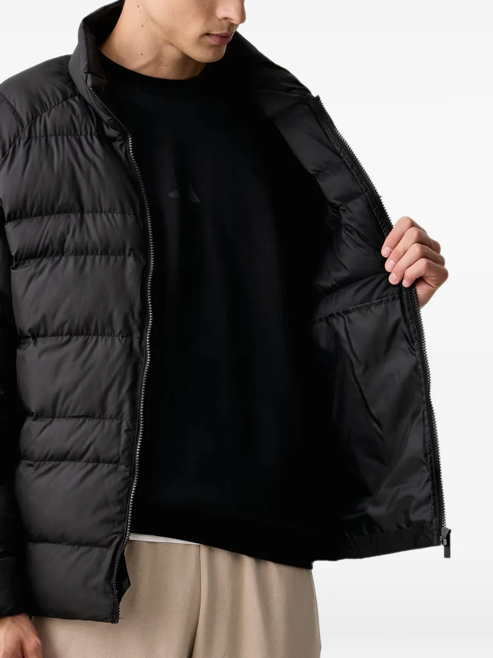 adidas Essentials packable insulated jacket Zwart