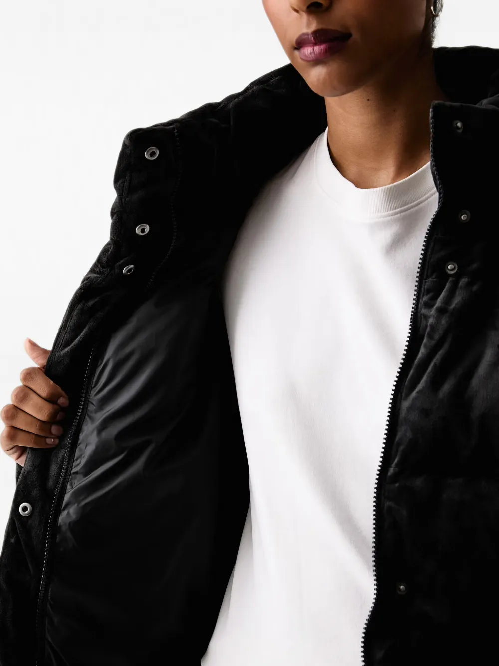 adidas Helionic quilted velour puffer jacket Zwart