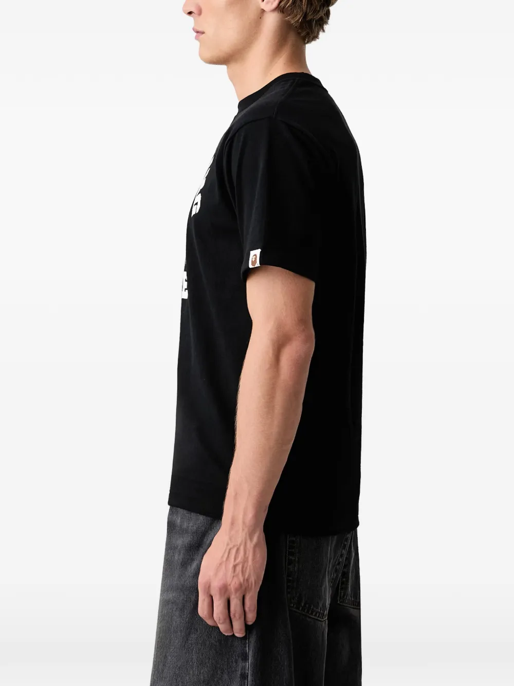 A BATHING APE College T-shirt met camouflage-print Zwart