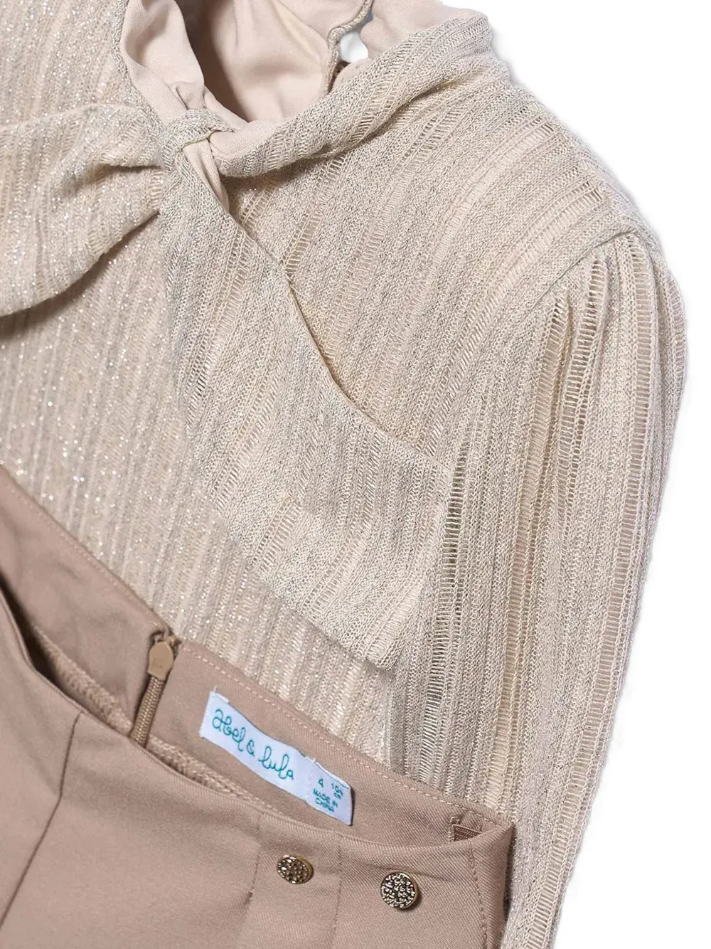 Abel & Lula Geplooide jumpsuit met strikdetail Beige