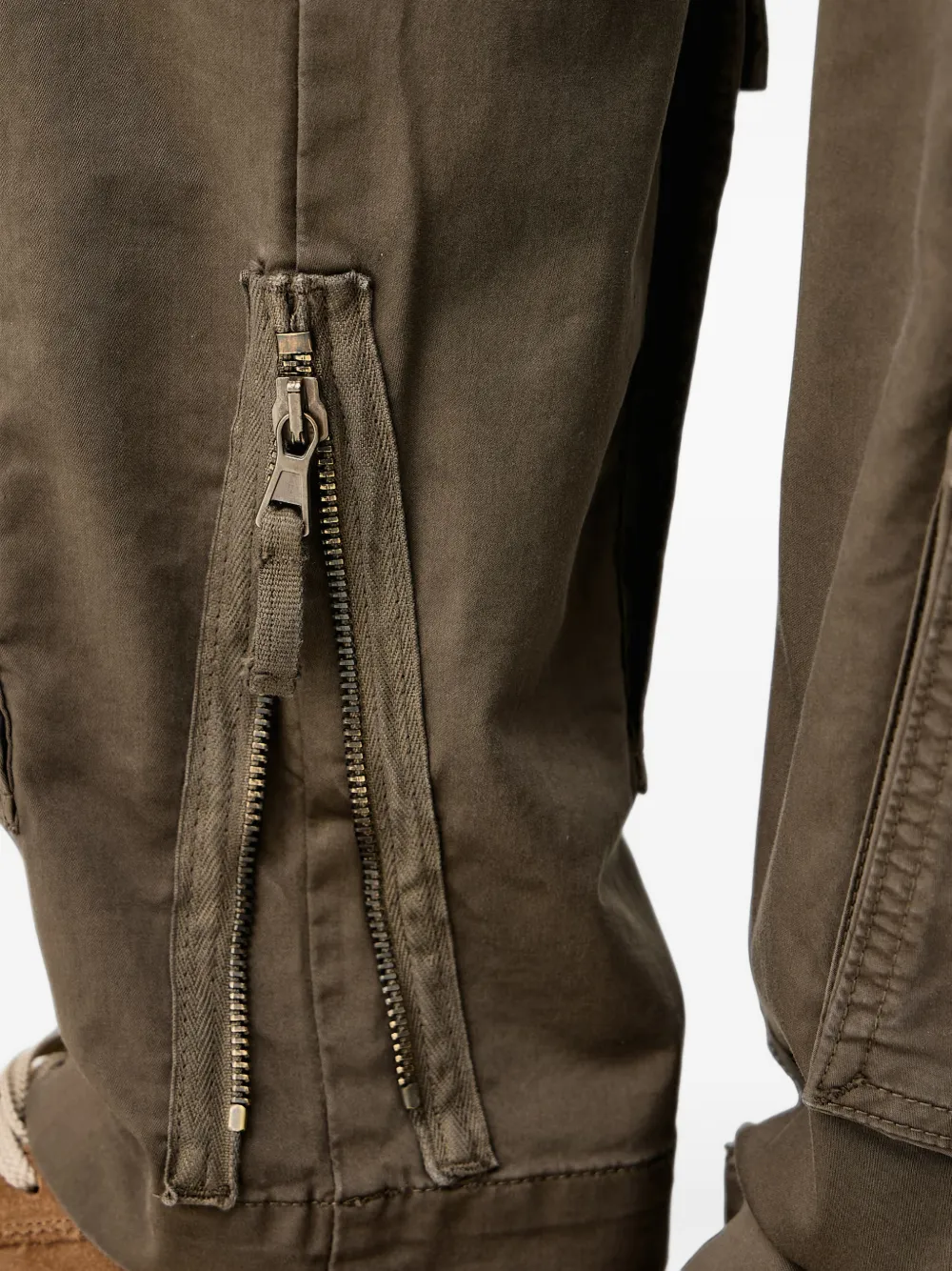 Aeronautica Militare Cargo broek met patch-detail Bruin
