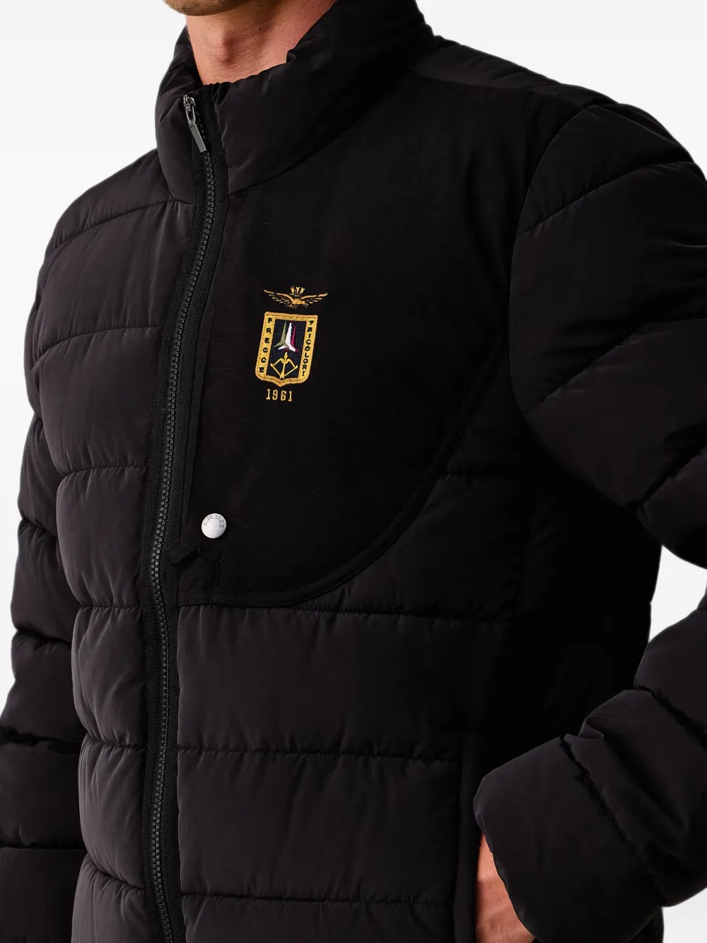Aeronautica Militare Gewatteerd jack met logopatch Zwart