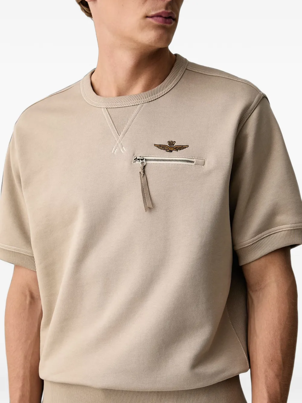 Aeronautica Militare Sweater met korte mouwen en ritszak Beige