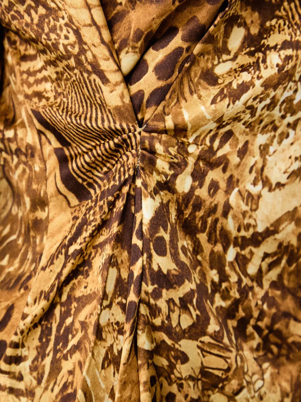 AllSaints Gedraaide blouse met dierenprint Bruin