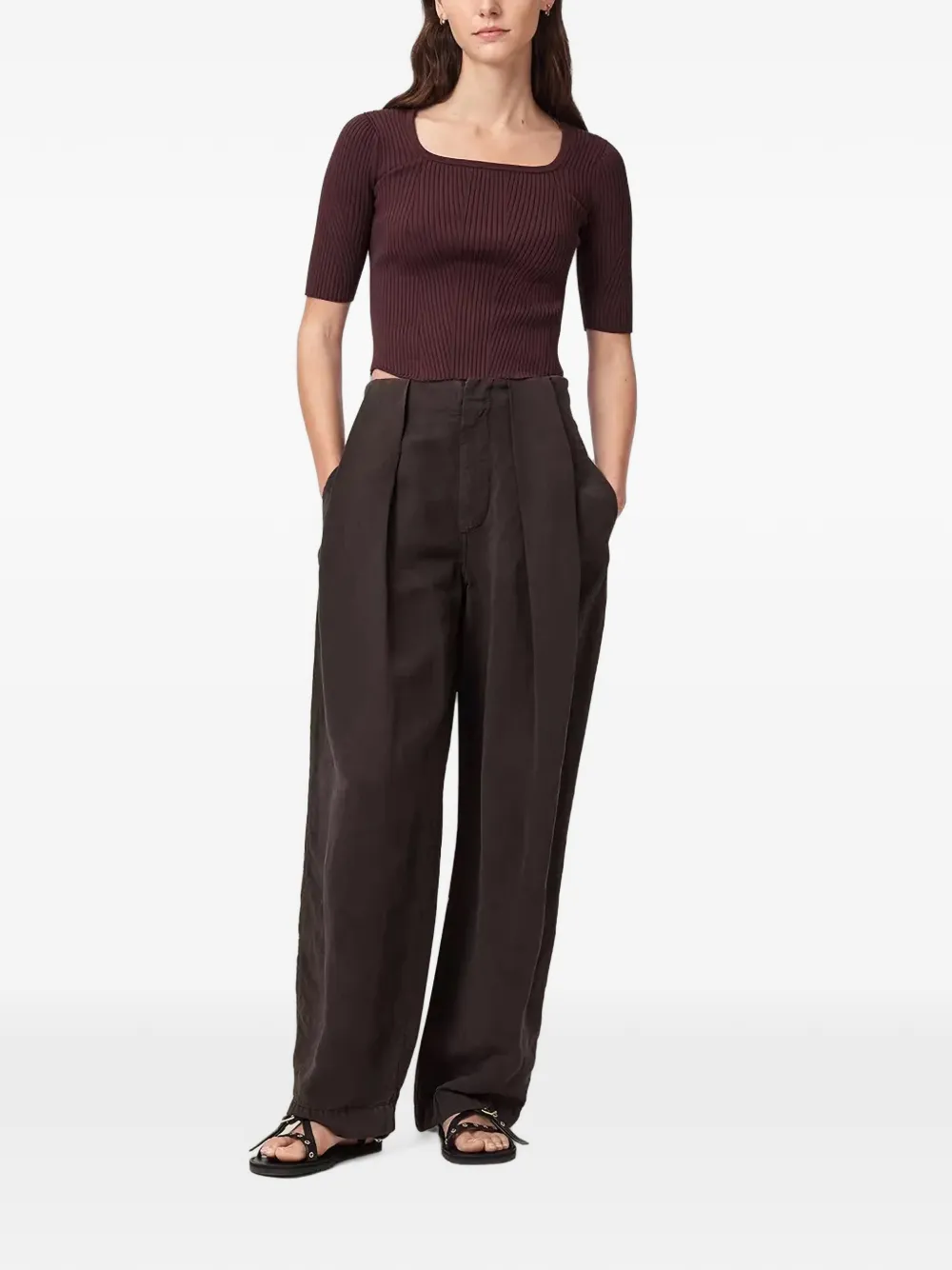 AllSaints Cruz Hally T-shirt met vierkante hals Bruin