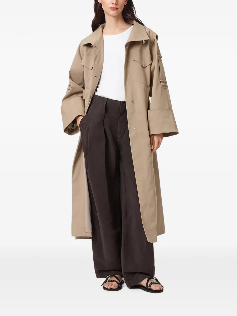 AllSaints Trenchcoat met meerdere zakken en ceintuur Beige