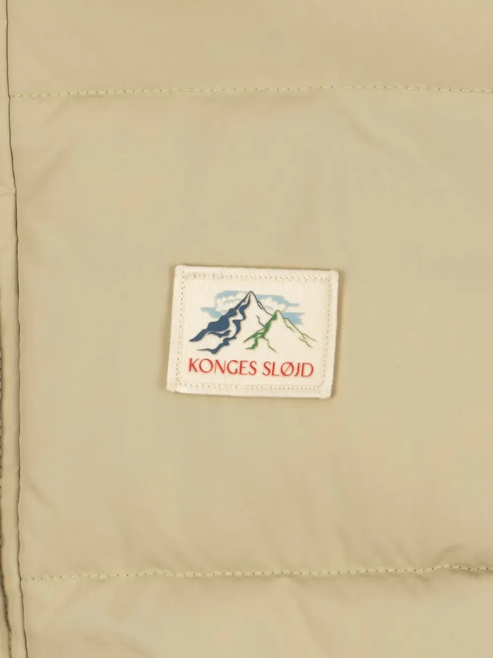 Konges Sløjd Alpi shearling-collar quilted padded jacket Groen