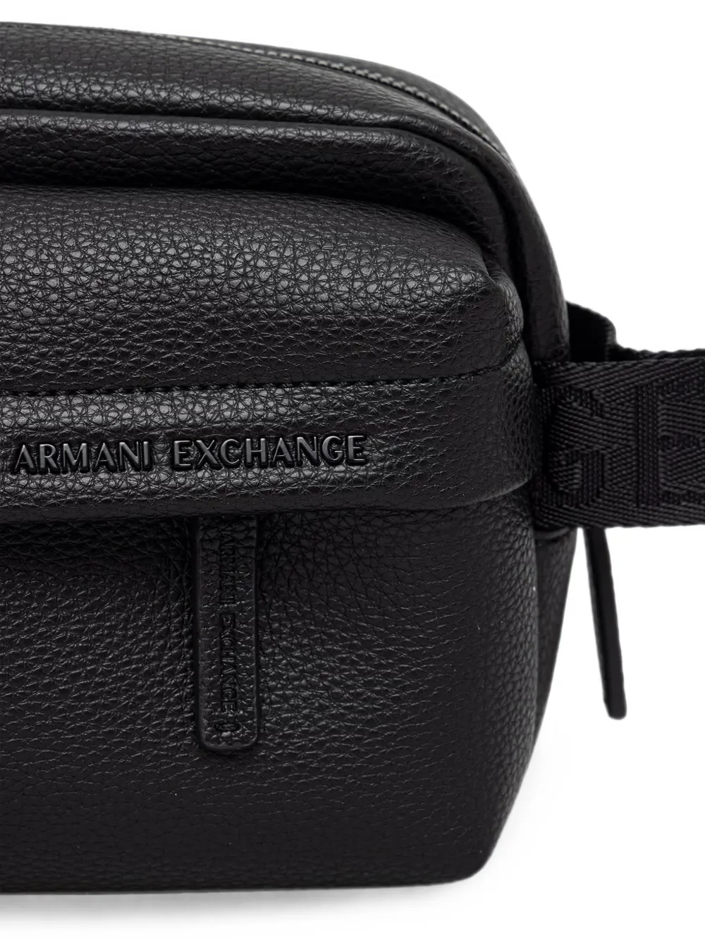 Armani Exchange logo-plaque pebbled wash bag Zwart