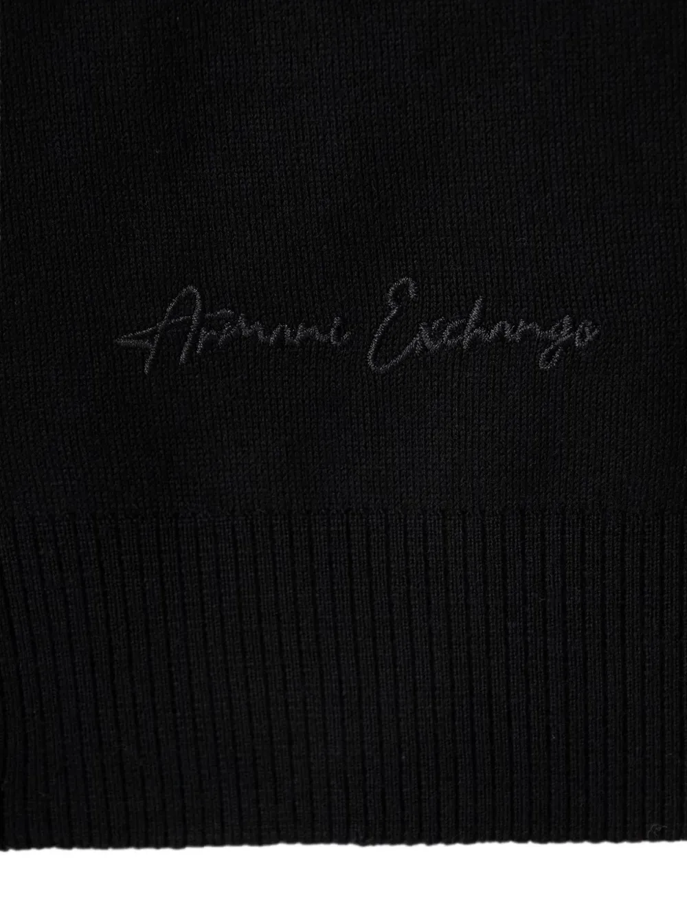Armani Exchange logo-embroidered knitted scarf Zwart