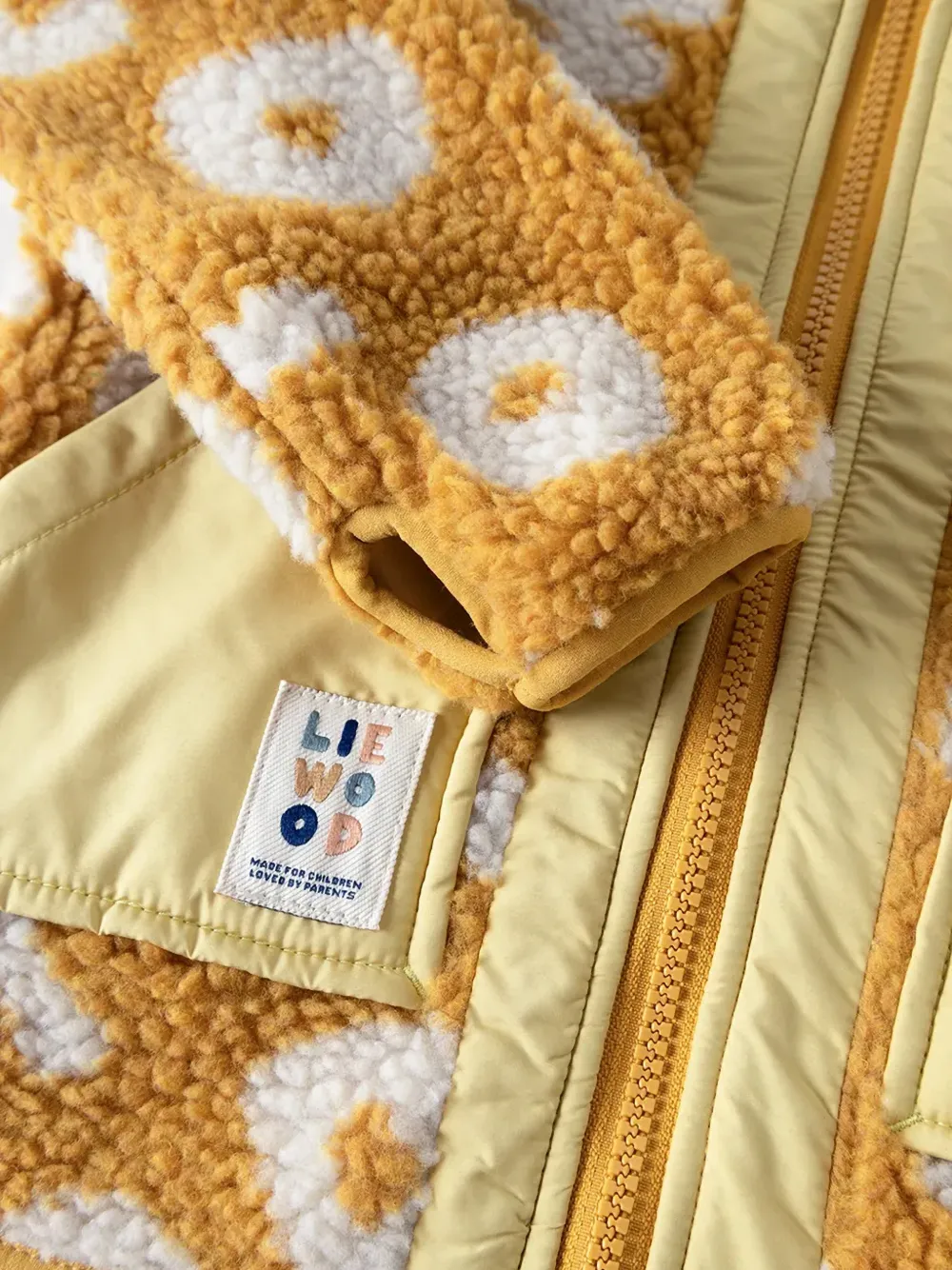 Liewood Noam logo-print teddy-fleece jacket Geel