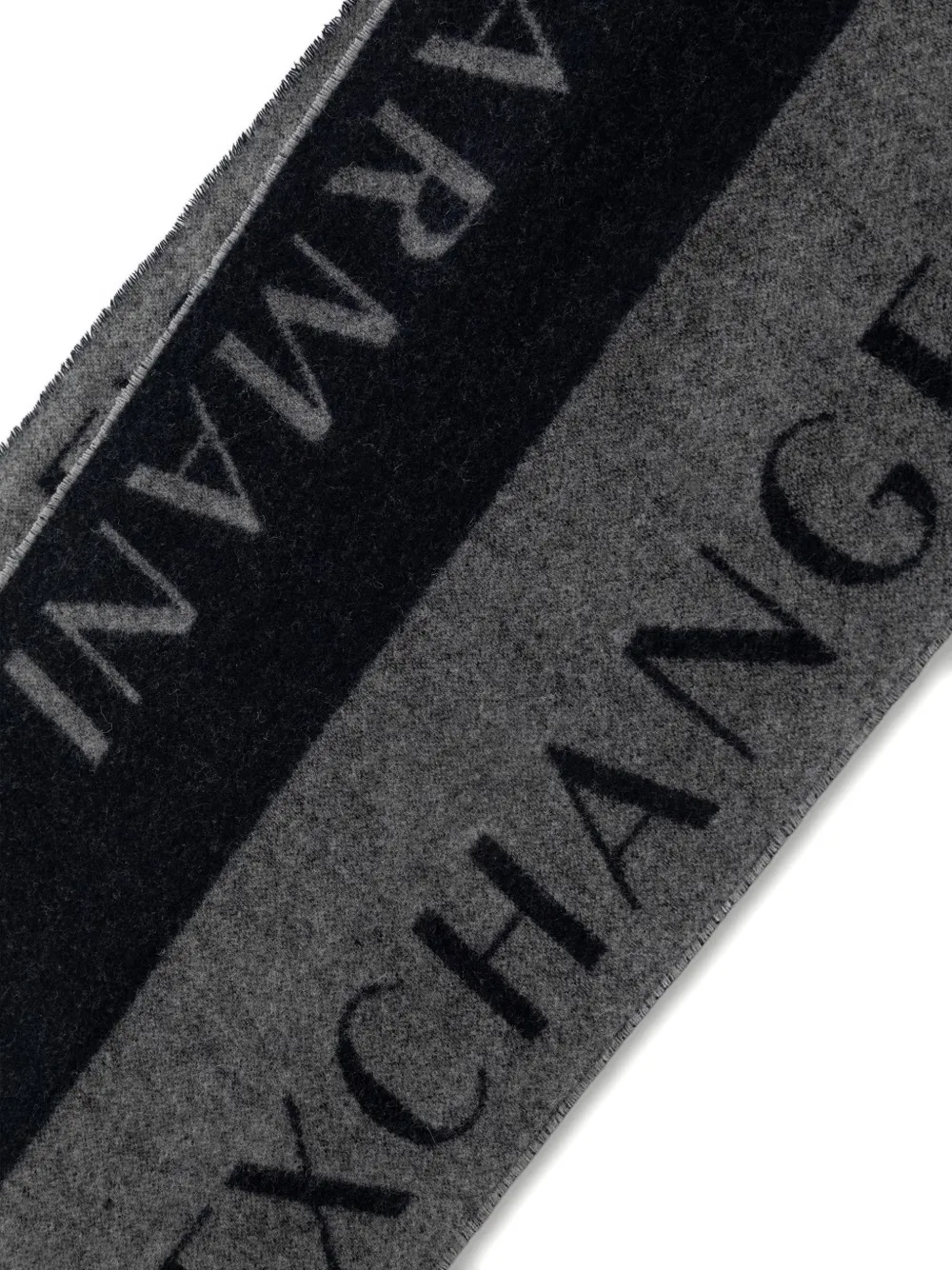 Armani Exchange logo-intarsia frayed-edge scarf Zwart