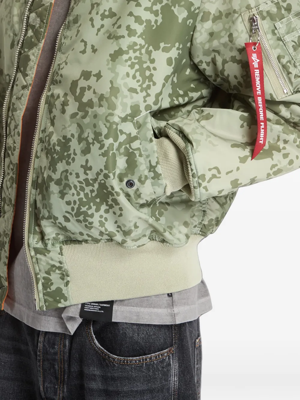 Alpha Industries MA-1 omkeerbaar bomberjack met camouflage-print Groen