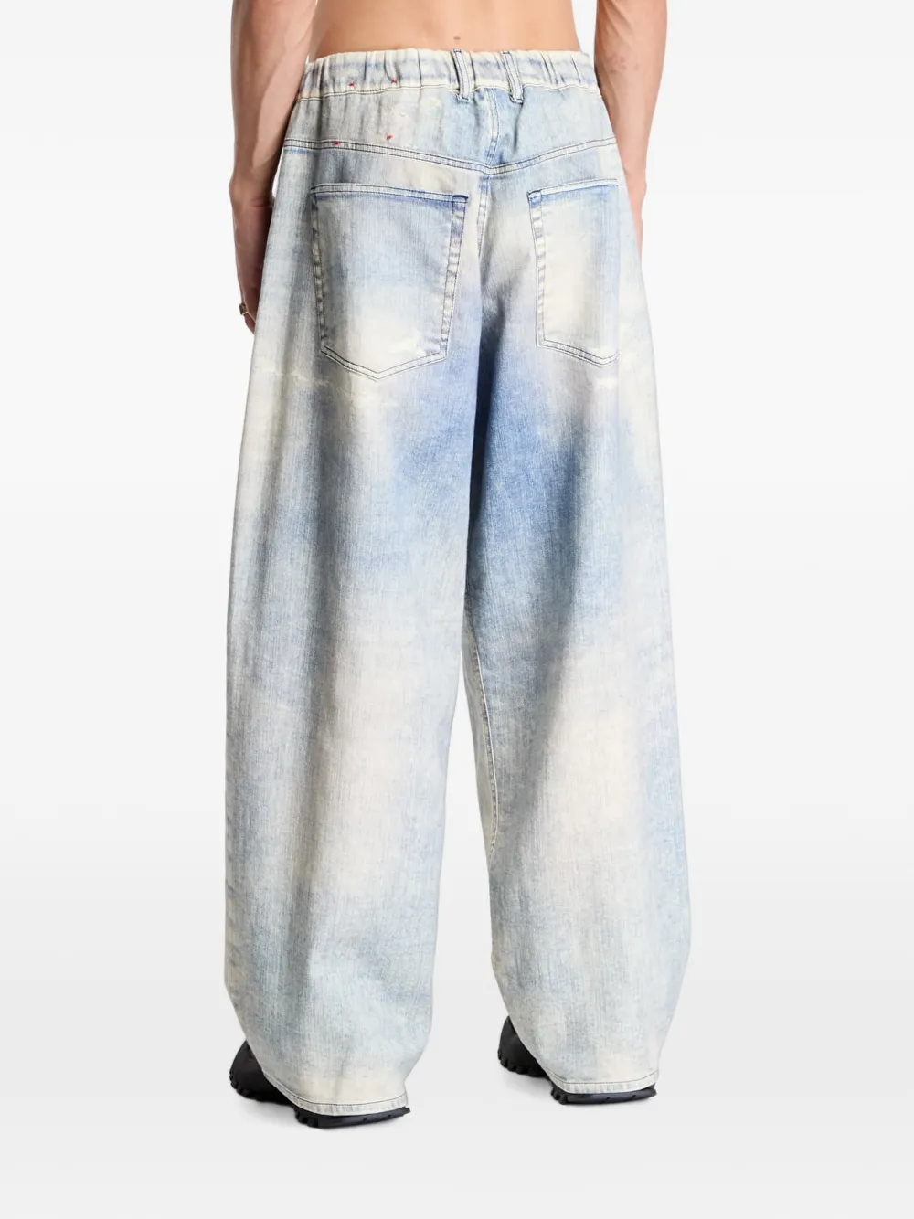 Diesel 2097 D-Enim-M Joggjeans jeans met ruimvallende taille Blauw