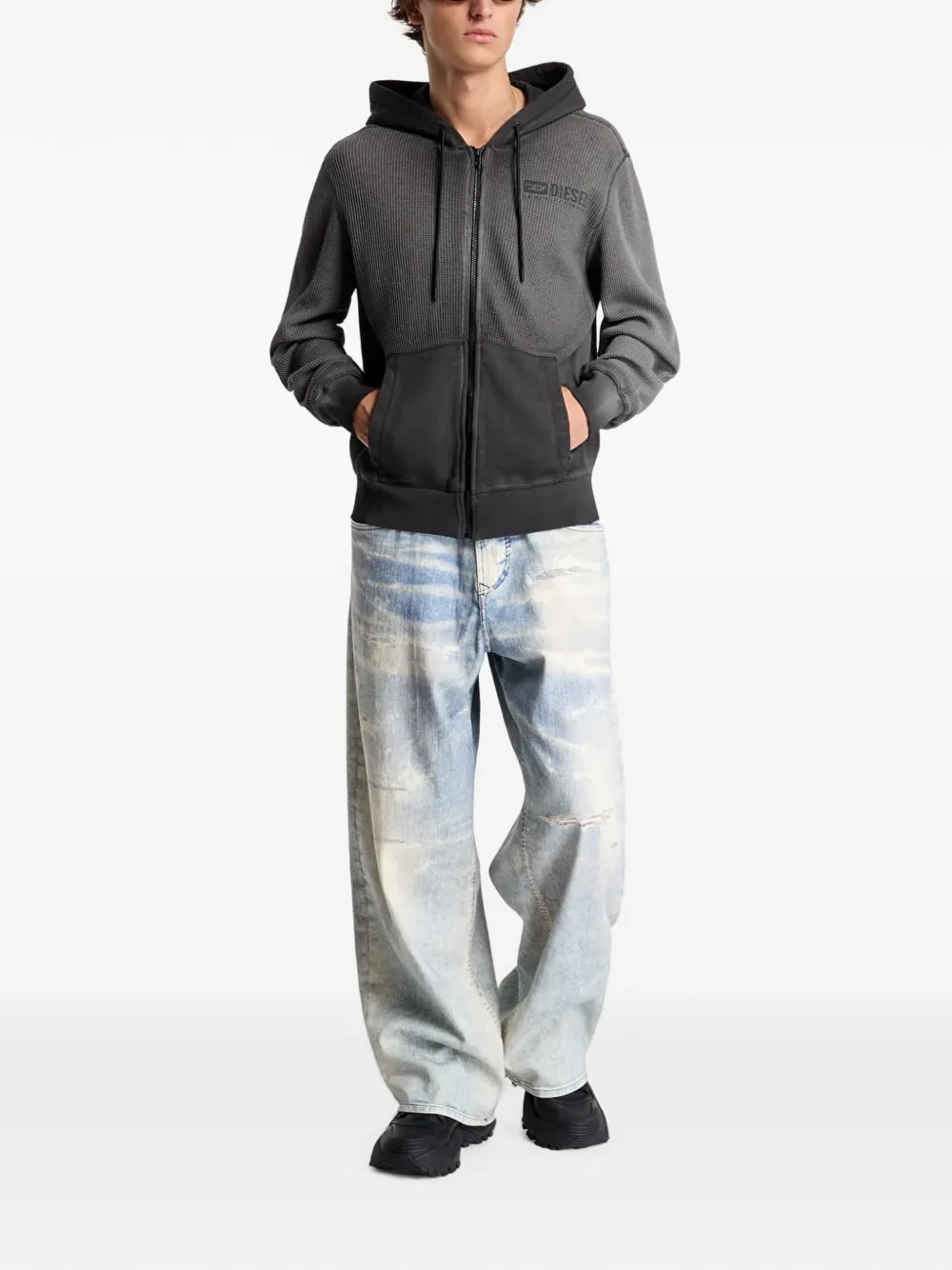 Diesel 2097 D-Enim-M Joggjeans jeans met ruimvallende taille Blauw