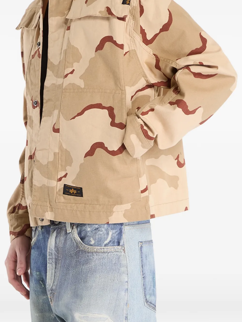 Alpha Industries Chore shirtjack met camouflage-print Beige