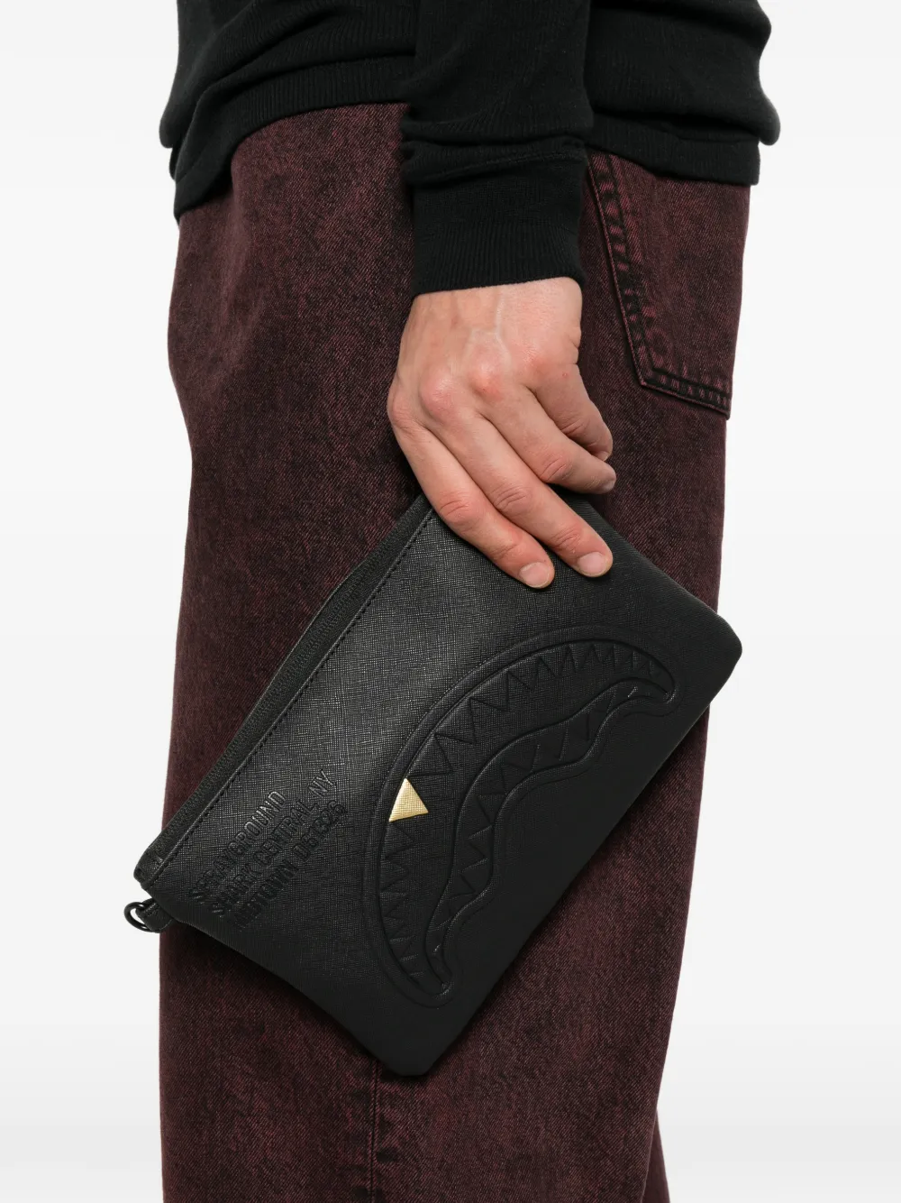 Sprayground Shark Mouth clutch met reliëf Zwart