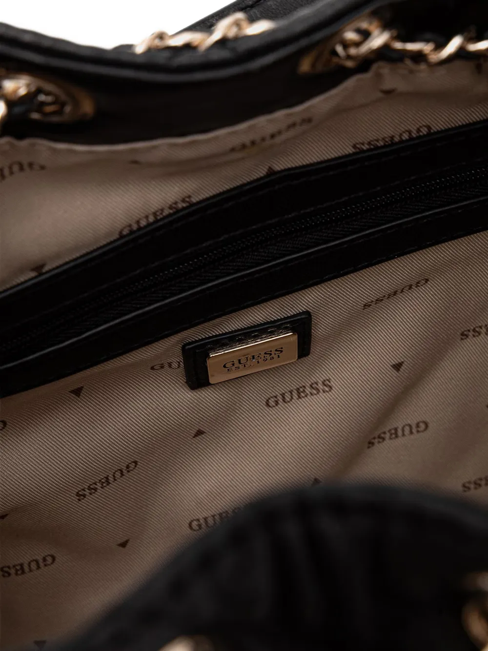 GUESS USA Juliet quilted shoulder bag Zwart