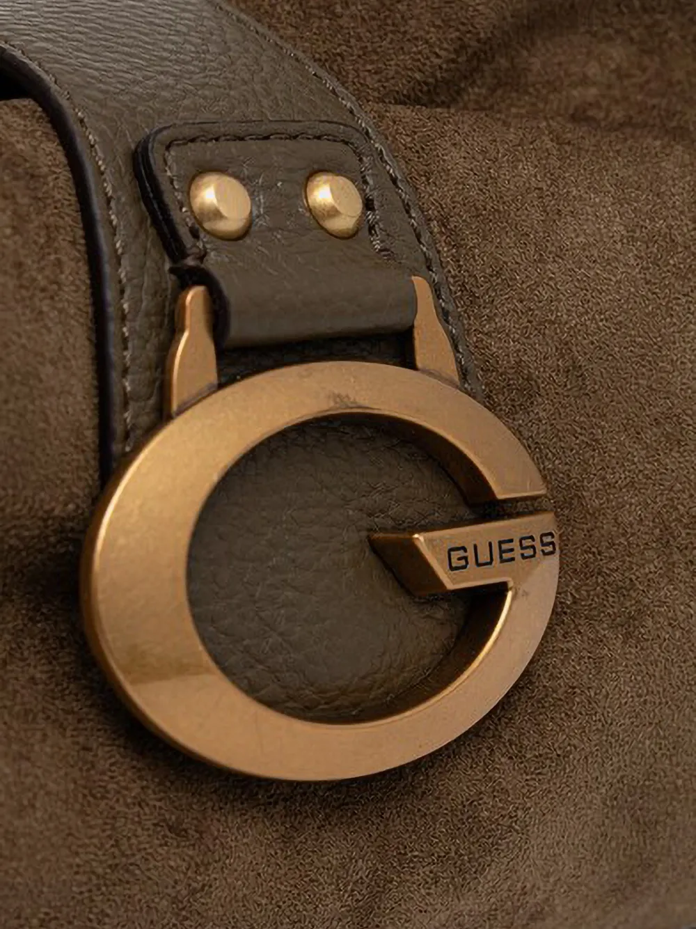 GUESS USA Camden schoudertas met logo-plakkaat Groen