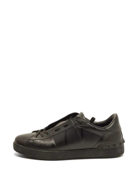 Valentino Garavani Pre-Owned Rockstud lace-up sneakers