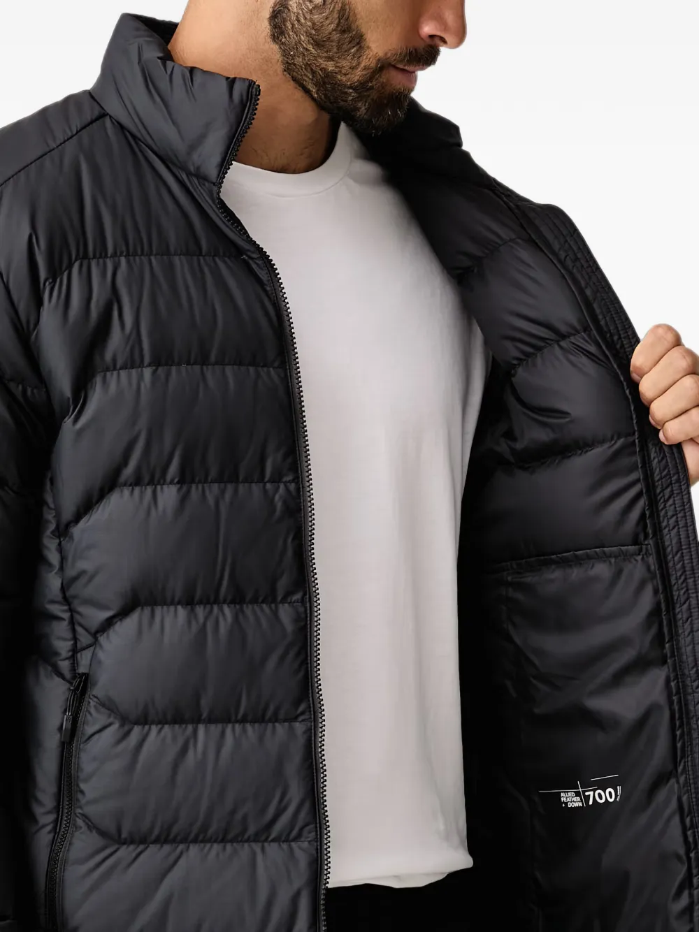 JACK WOLFSKIN Wild Pass Down logo-print quilted jacket Zwart