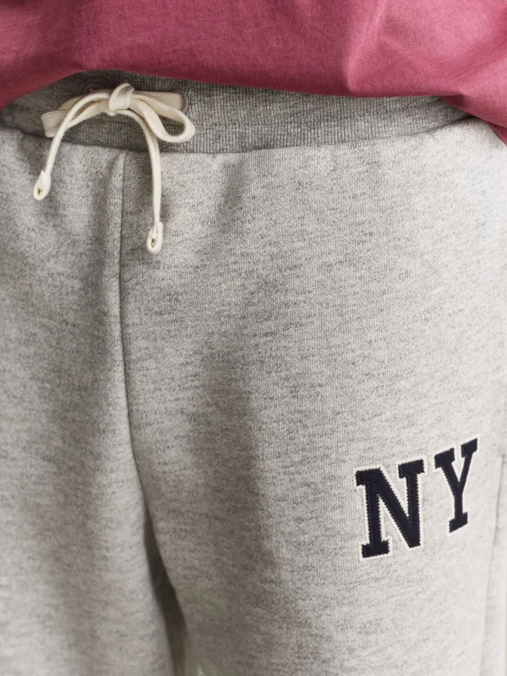 Gant Trainingsbroek met logopatch Grijs