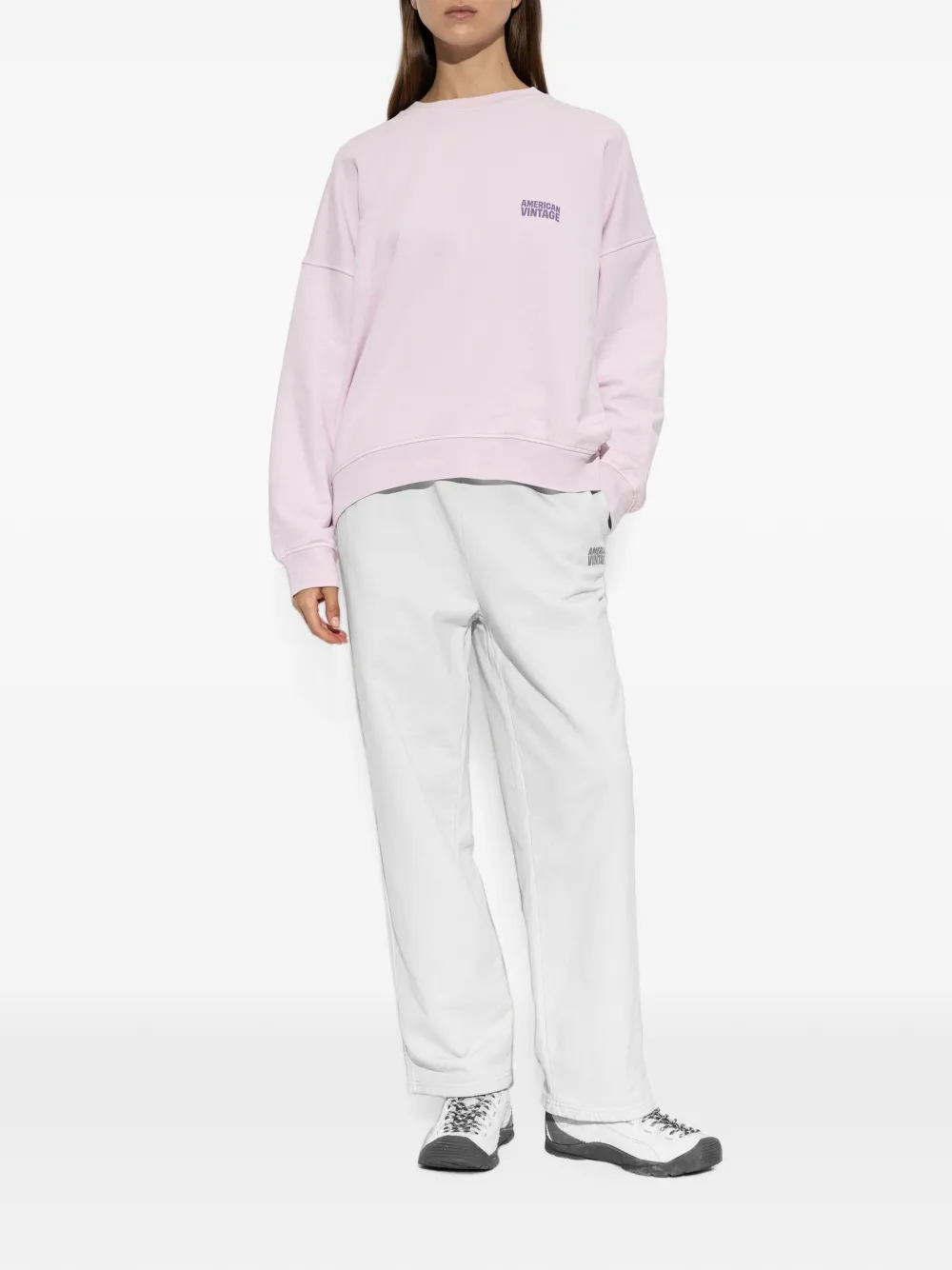 American Vintage Plizzy sweater met logo-print Roze
