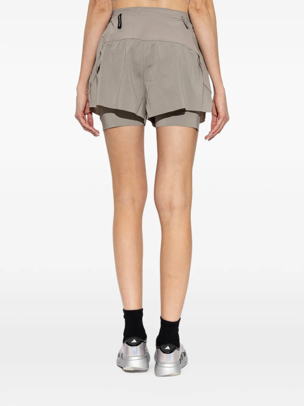 adidas x Song for the Mute gelaagde shorts Beige