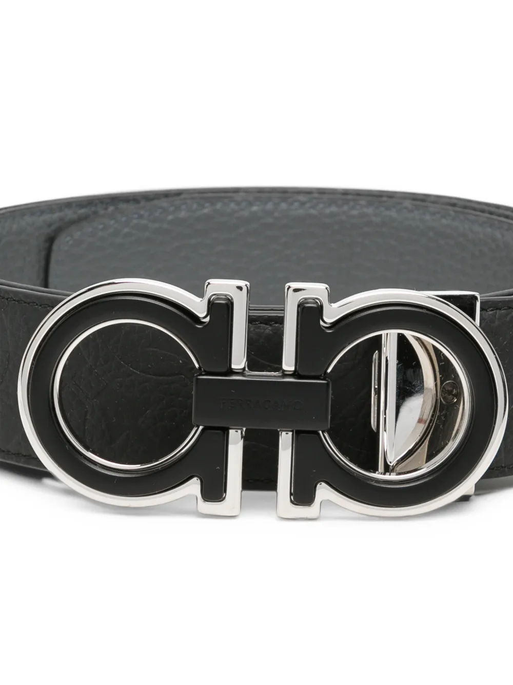 Ferragamo Gancini riem met monogram-reliëf Zwart