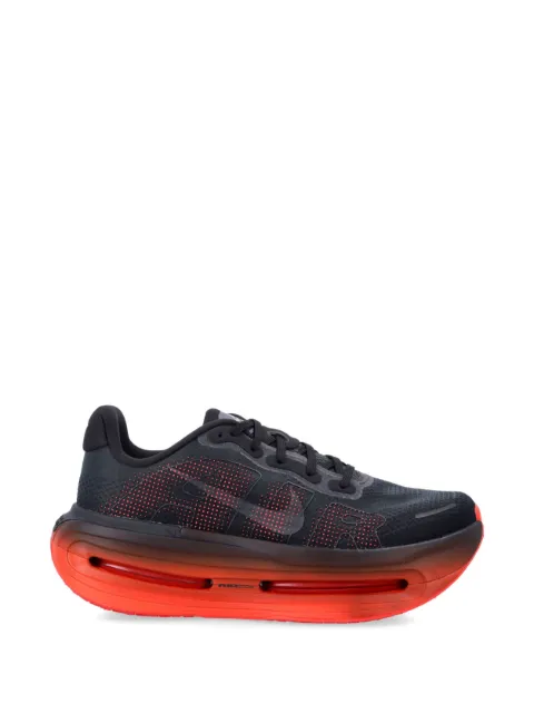 Nike Vomero Premium スニーカー