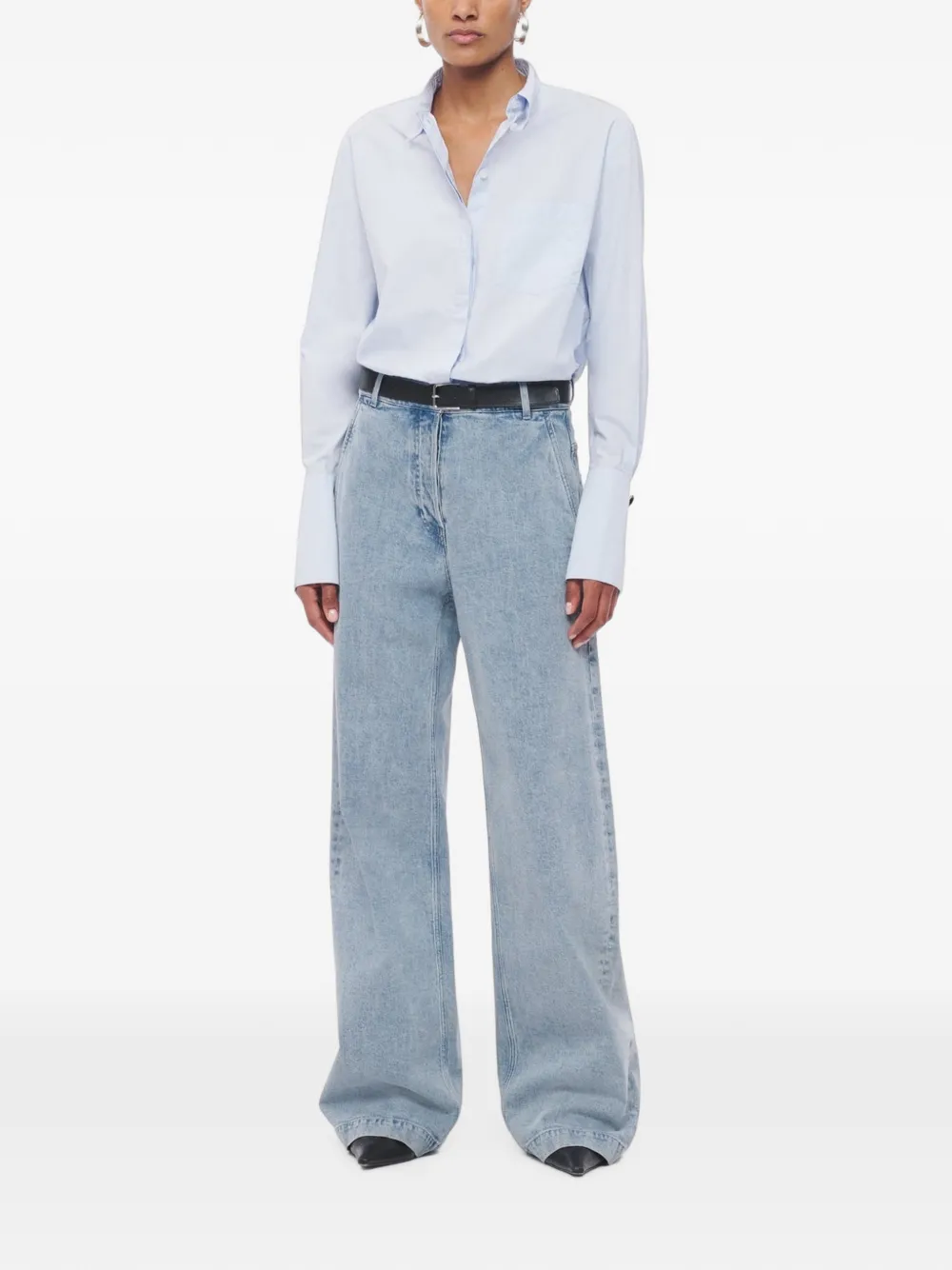 Another Tomorrow cufflink-detail poplin shirt Blauw
