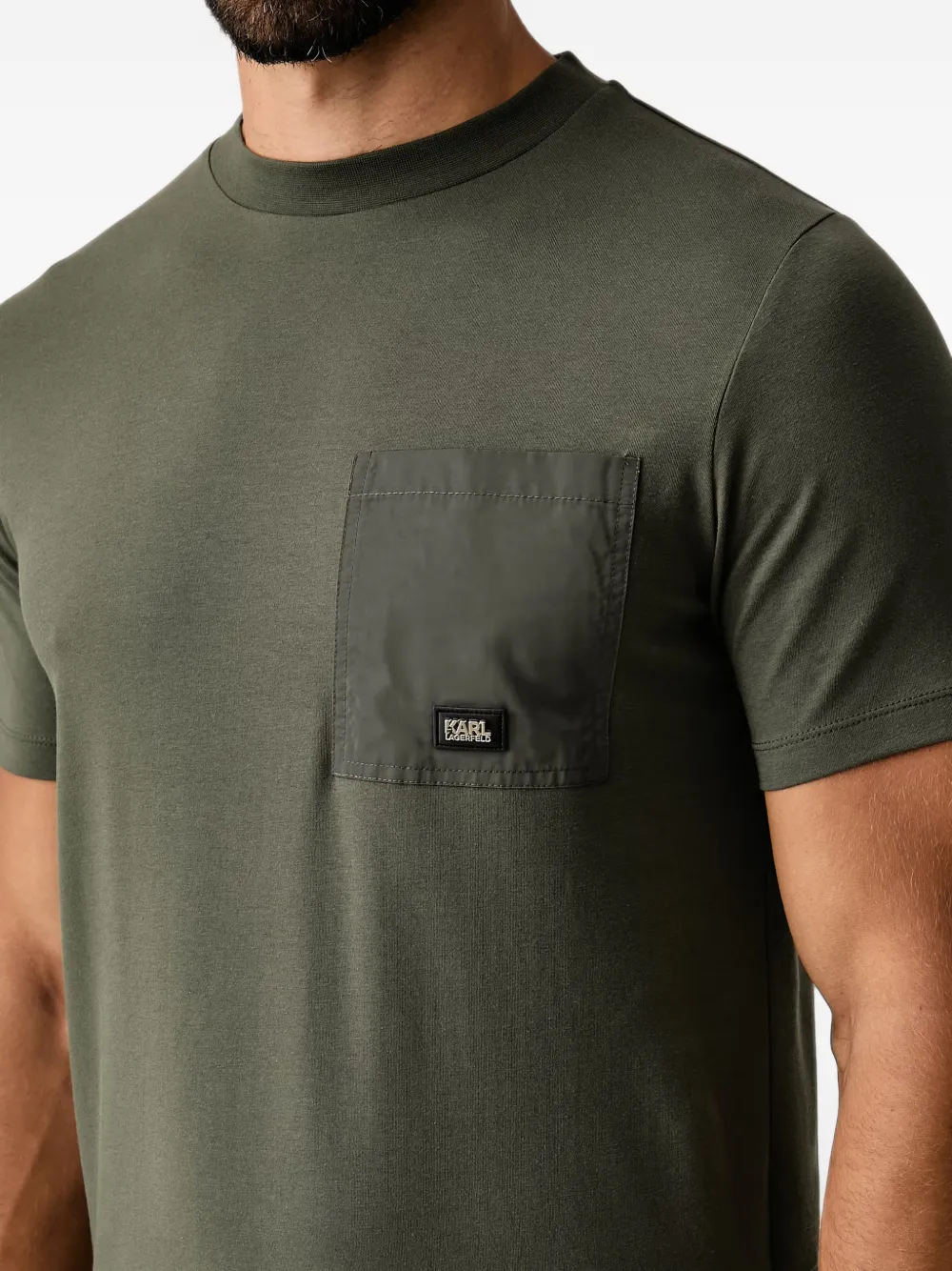 Karl Lagerfeld logo-plaque chest-pocket T-shirt Groen