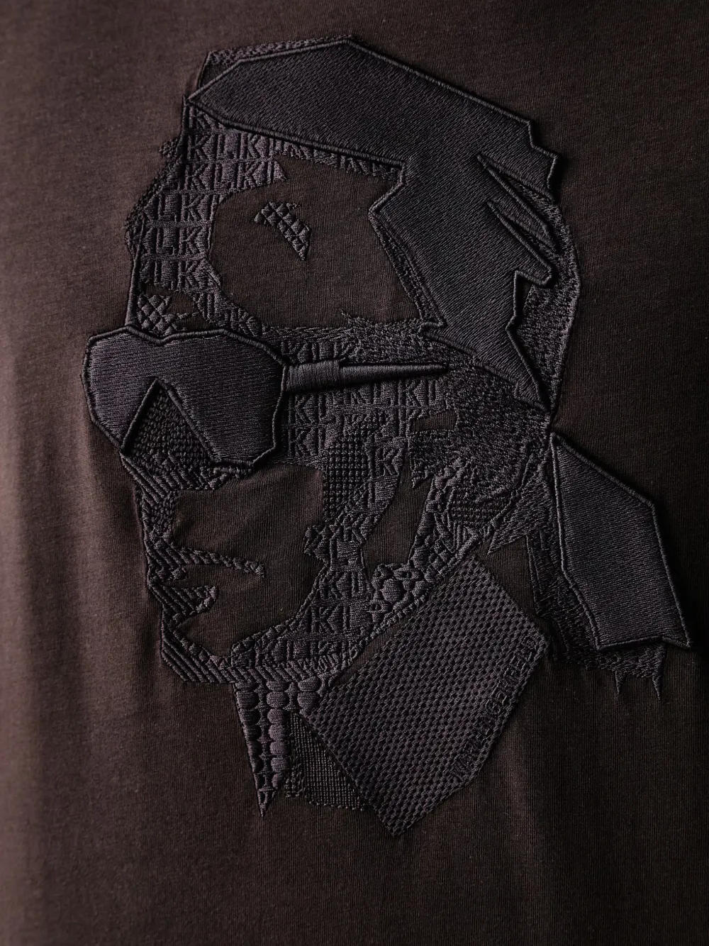 Karl Lagerfeld T-shirt met Ikonik-patch Bruin