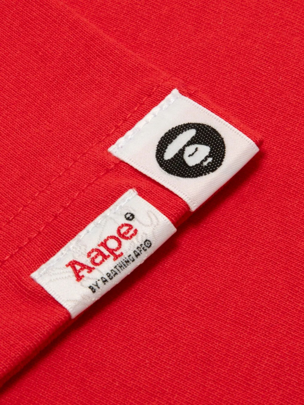 AAPE BY *A BATHING APE T-shirt met logoprint Rood