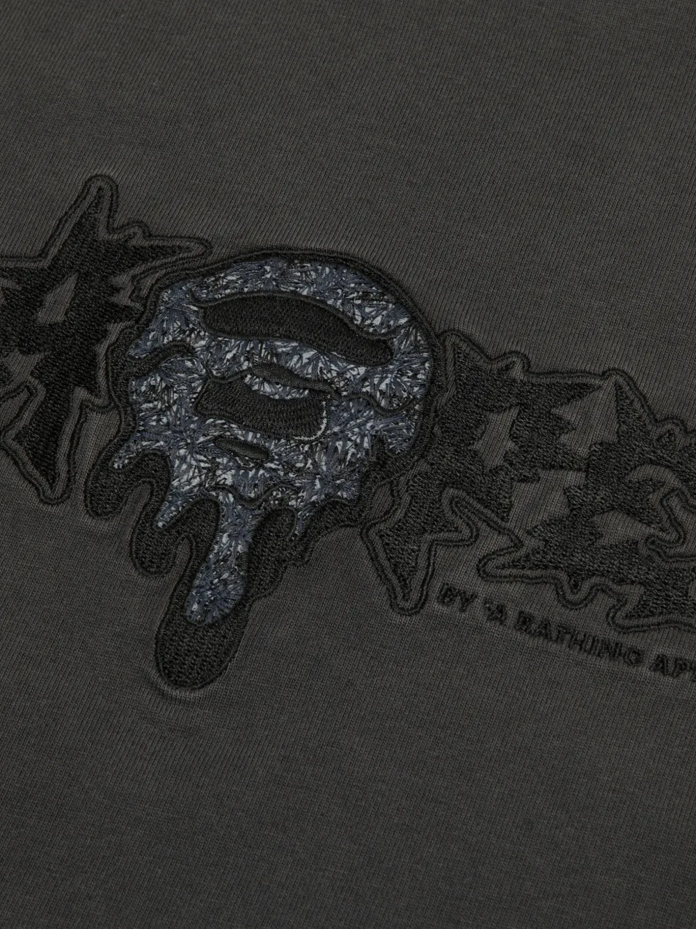 AAPE BY *A BATHING APE T-shirt met geborduurd logo Grijs