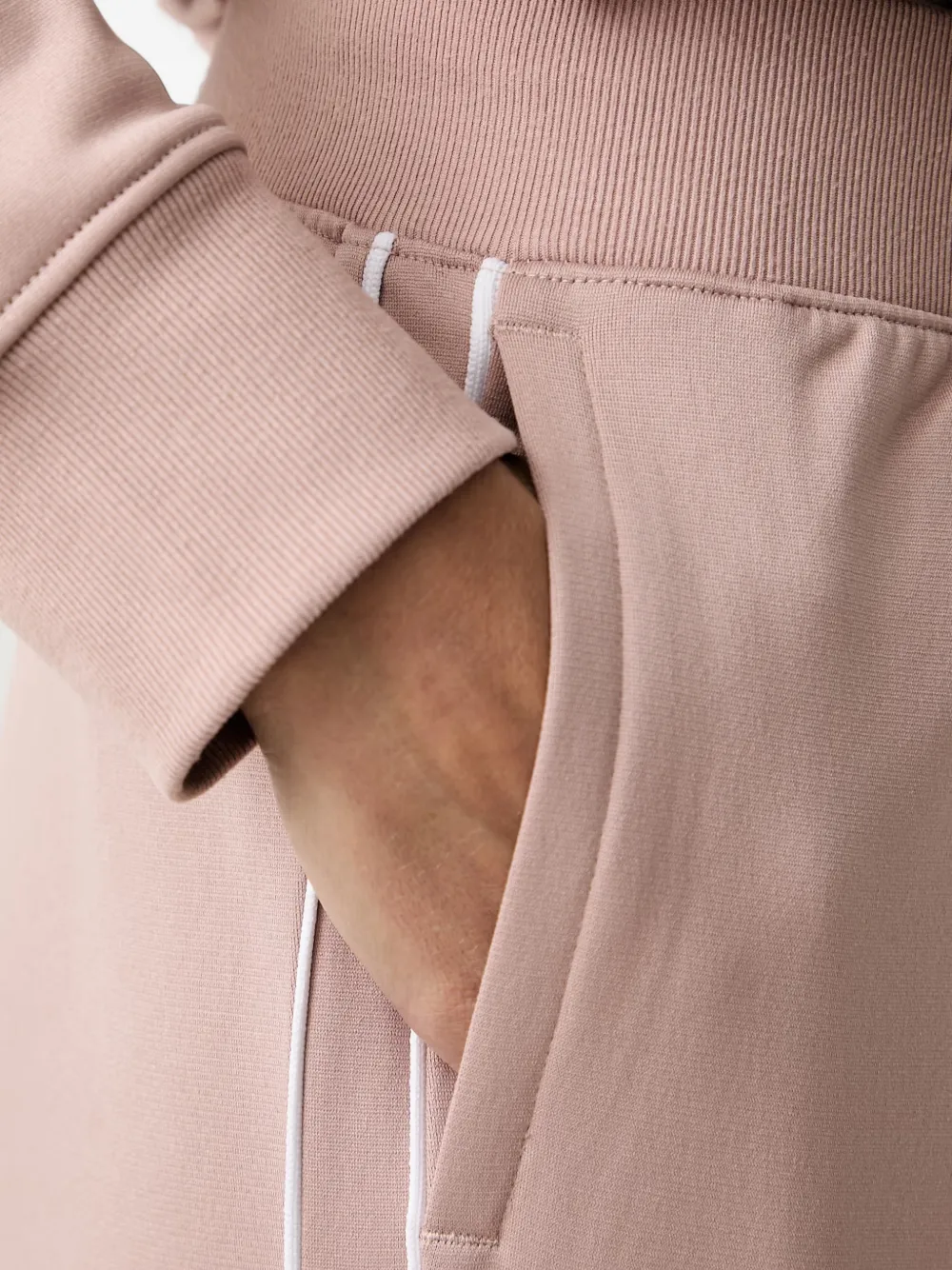 Under Armour UA Rival Tricot trainingspak met afwerking Roze