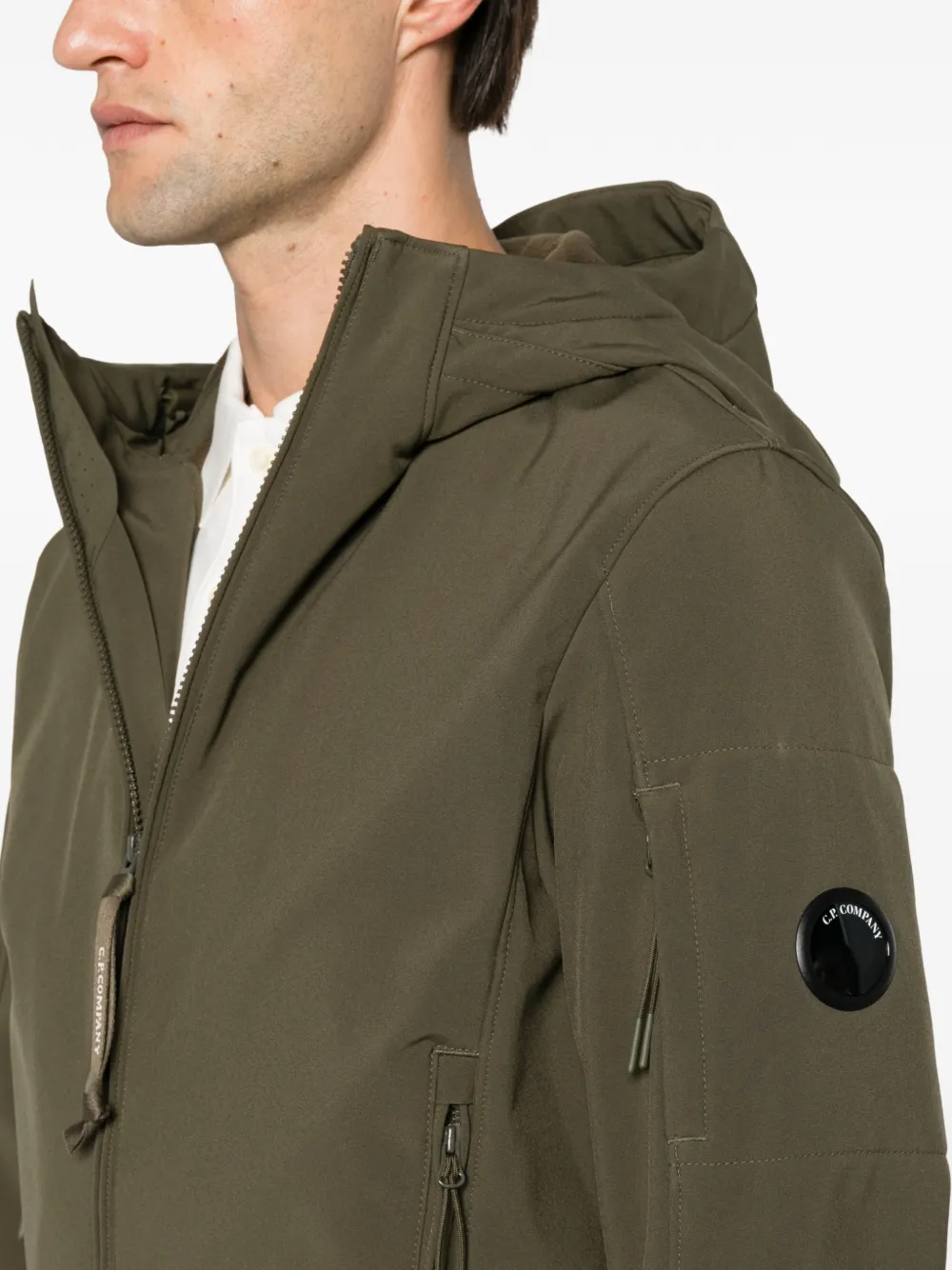 C.P. Company Jack met capuchon en logodetail Groen