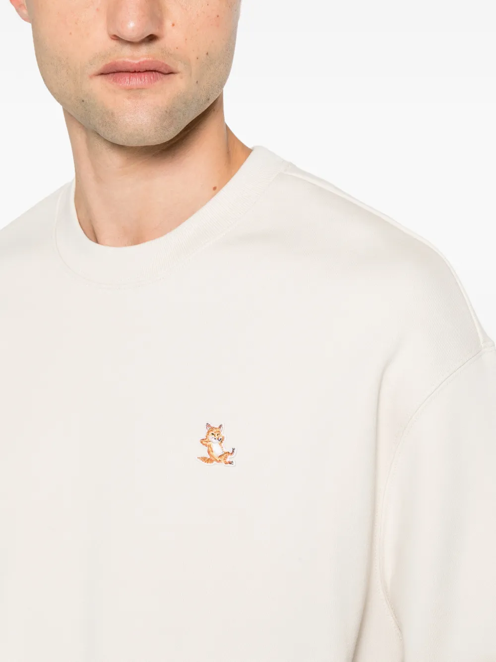 Maison Kitsuné Sweater met vossenpatch Beige