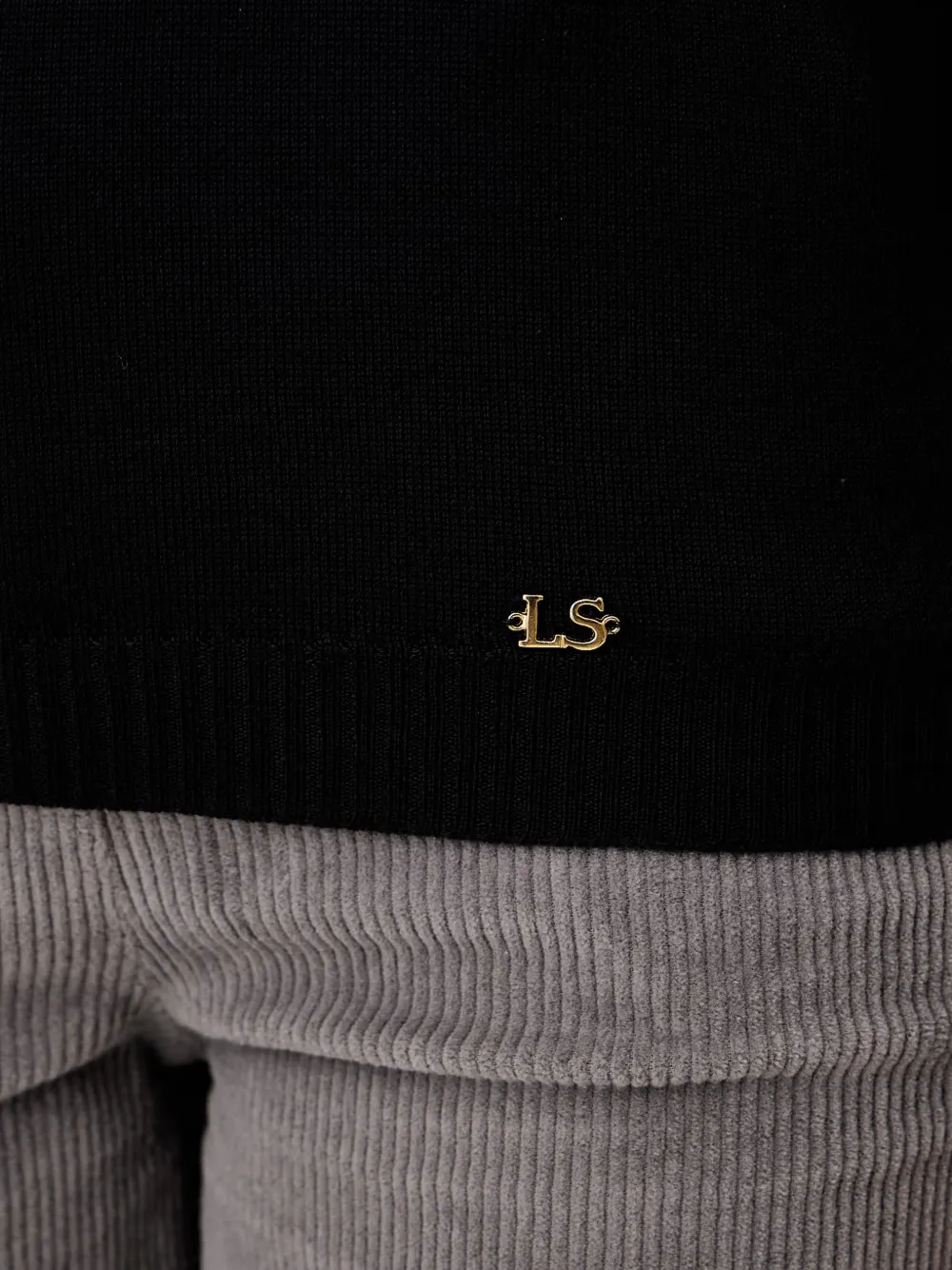 LUISA SPAGNOLI Sweater met logoplakkaat Zwart