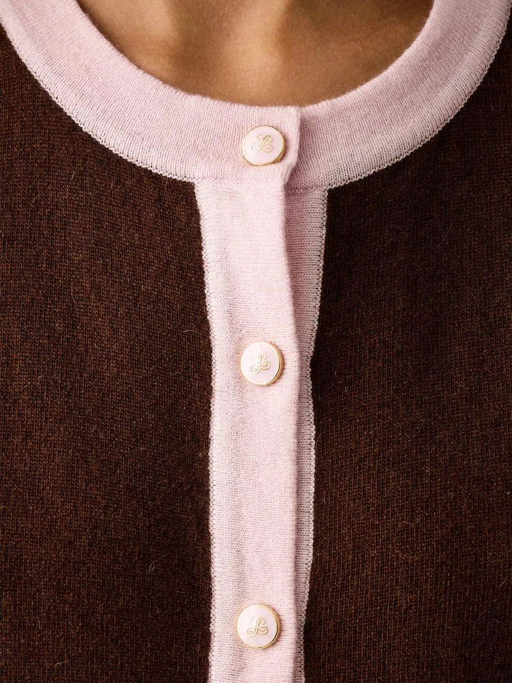 LUISA SPAGNOLI Cuoricino vest met contrasterende afwerking en knopen Bruin