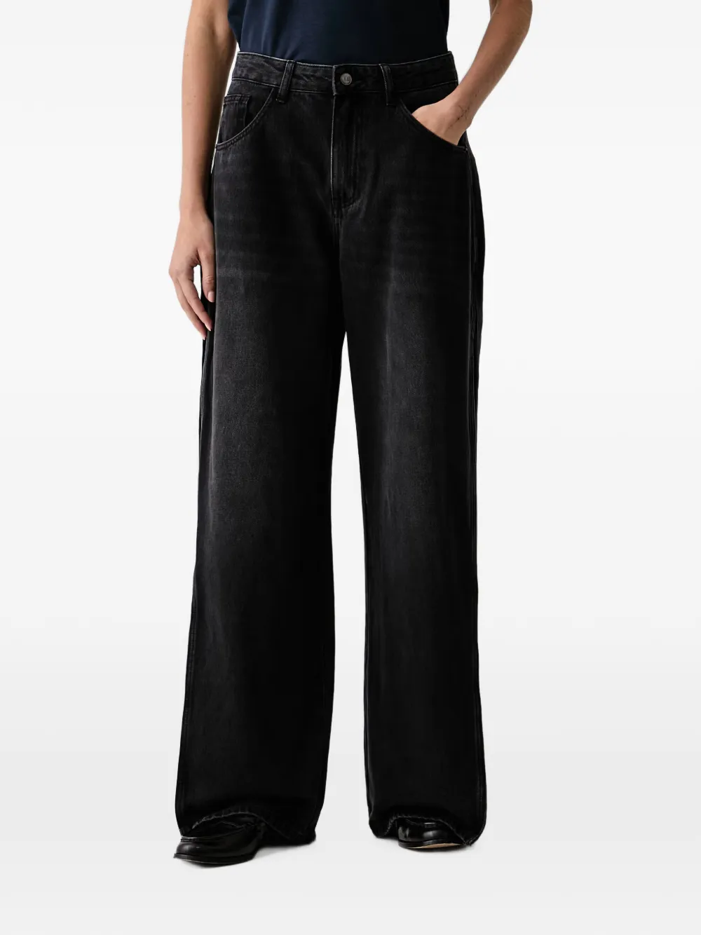 Eleh Faded Wide-leg Jeans In Black