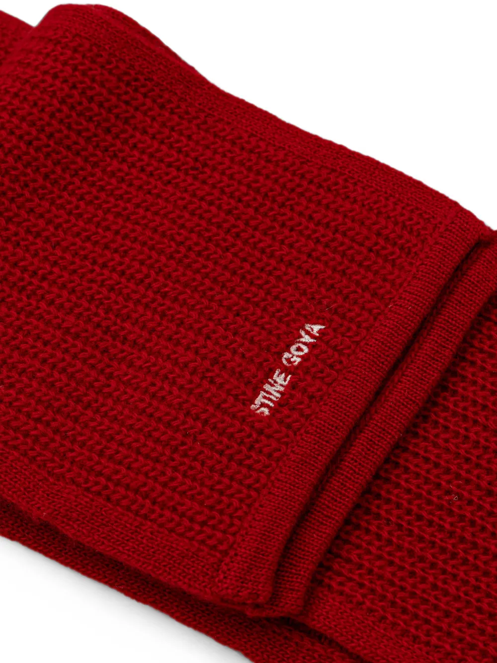 Stine Goya Ribgebreide bivakmuts met sjaal-detail Rood