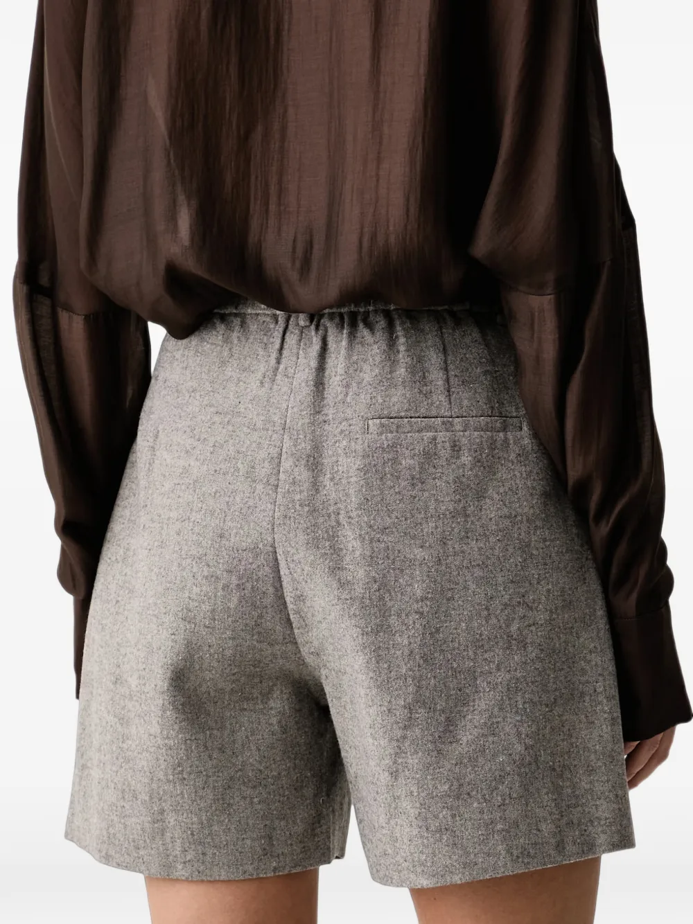 Eleh Shorts met geplooid detail Grijs