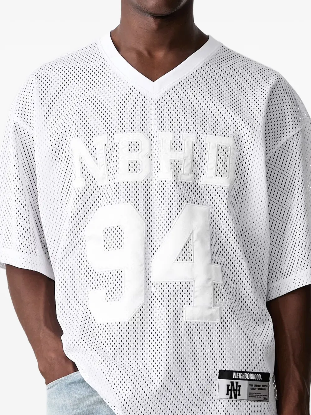 Neighborhood T-shirt van mesh met logo-patch Wit