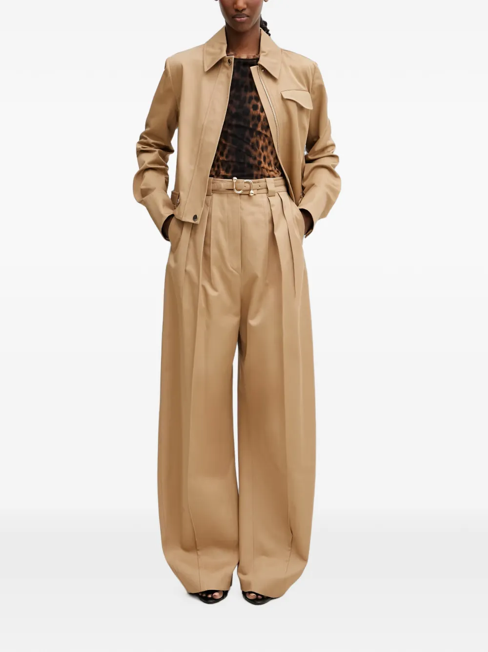 Sportmax Jack met klepzak en ceintuur Beige