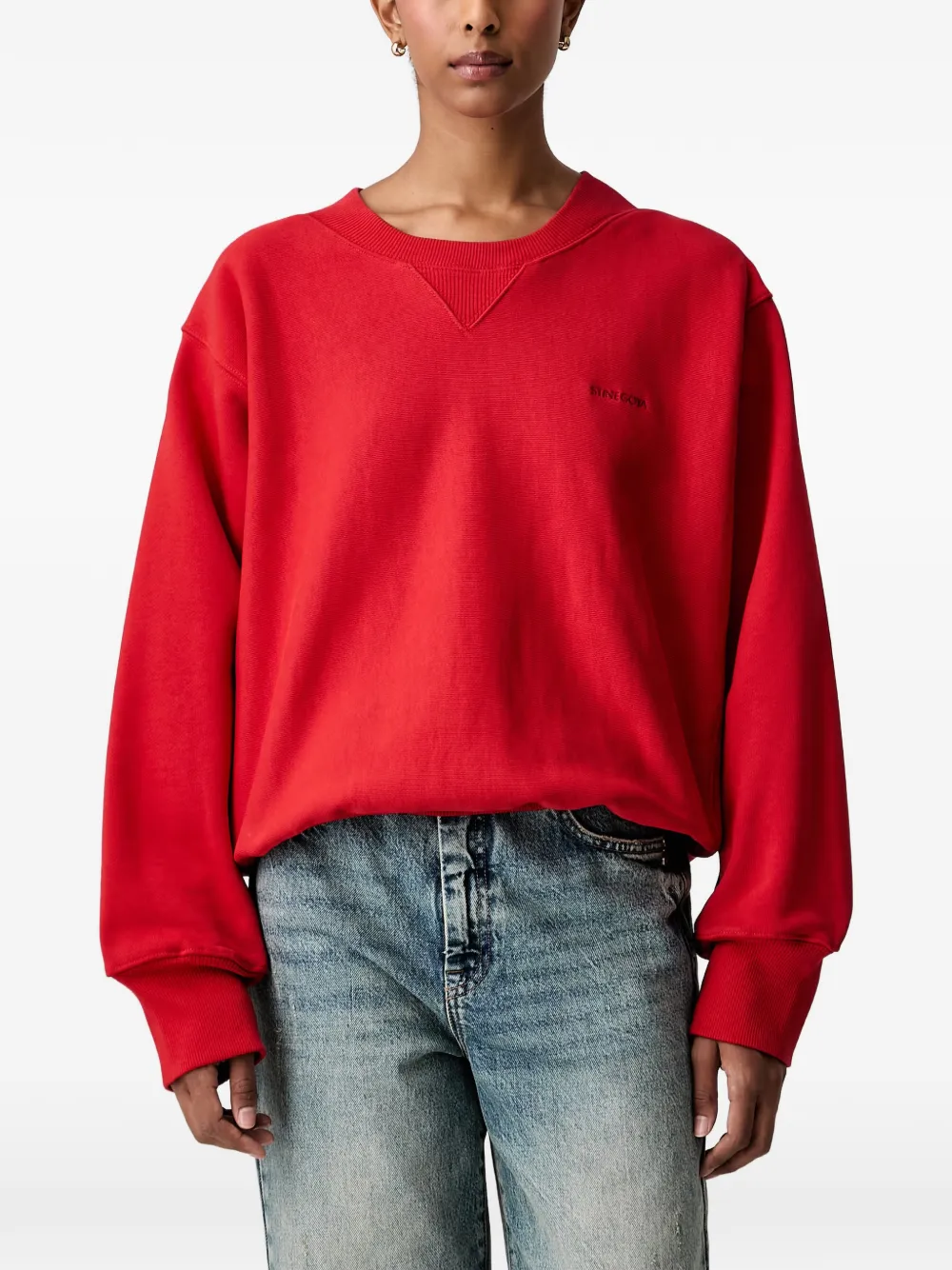 Stine Goya Logo-embroidered Ribbed-trim Sweater In Rot