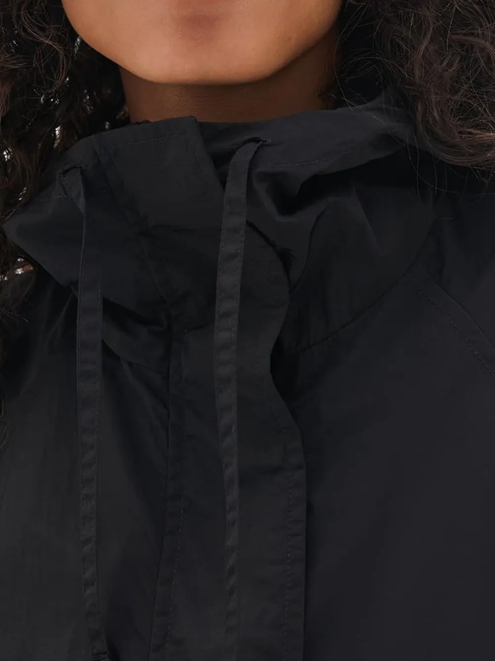 Another Tomorrow Hoodie met trekkoord en capuchon Zwart