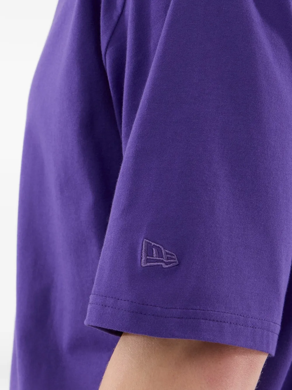 NEW ERA CAP Los Angeles Lakers T-shirt met borduurwerk Paars