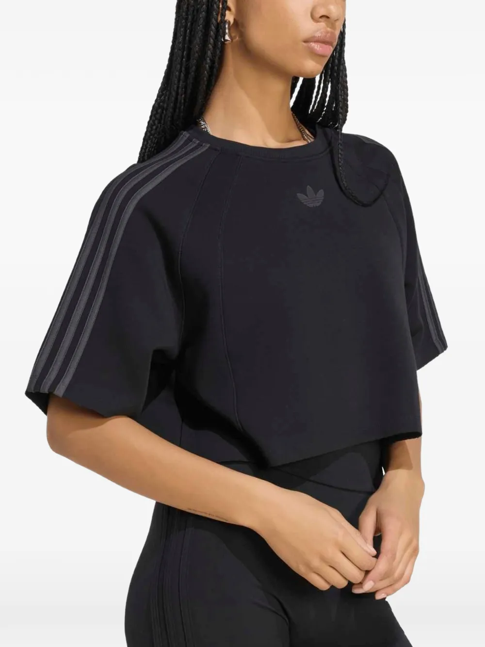 adidas Sst 2.0 boxy cropped T-shirt Zwart